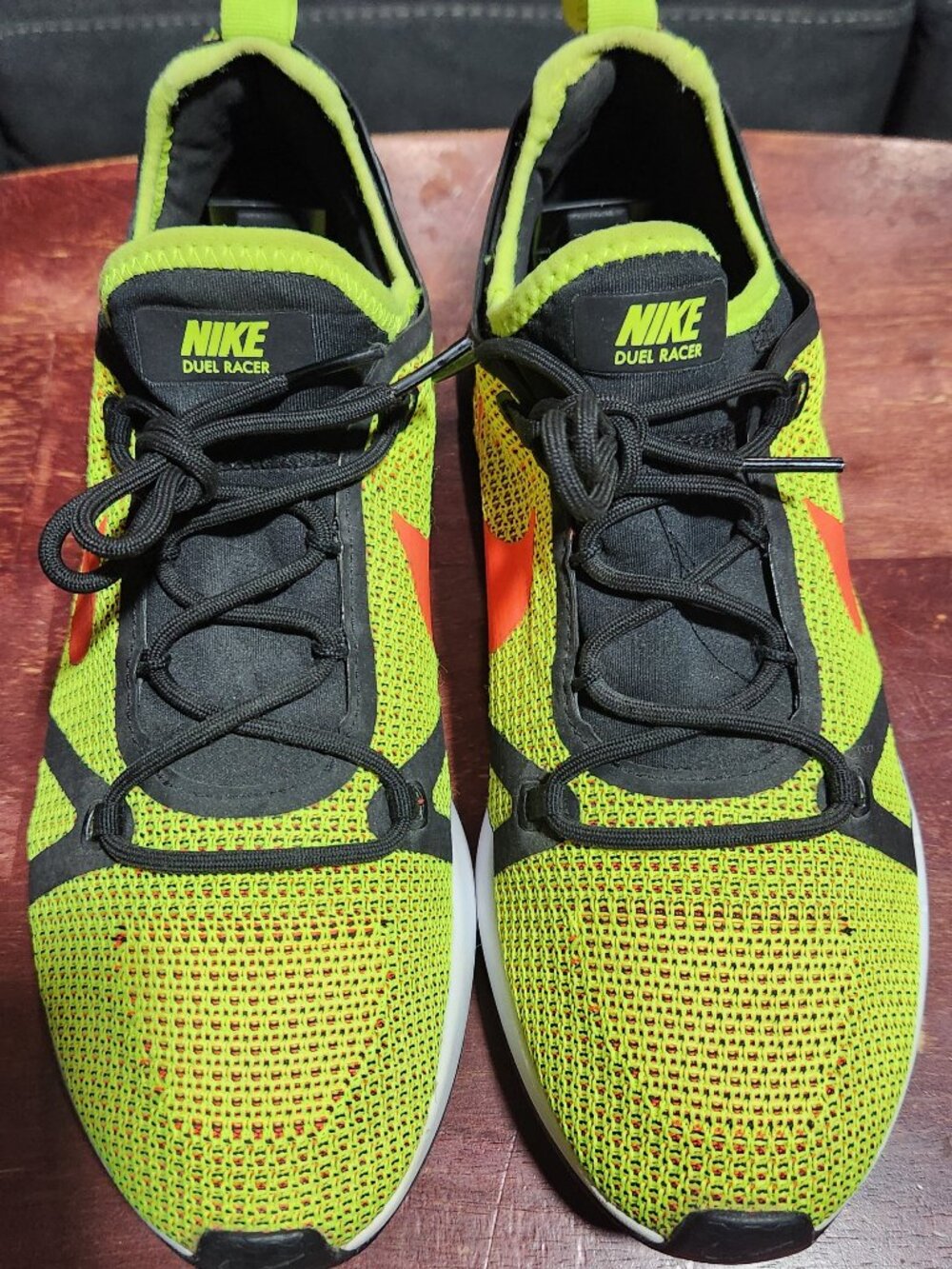 Nike Duel Racer Volt Neon Yellow Women’s Size 9 – Like New Condition